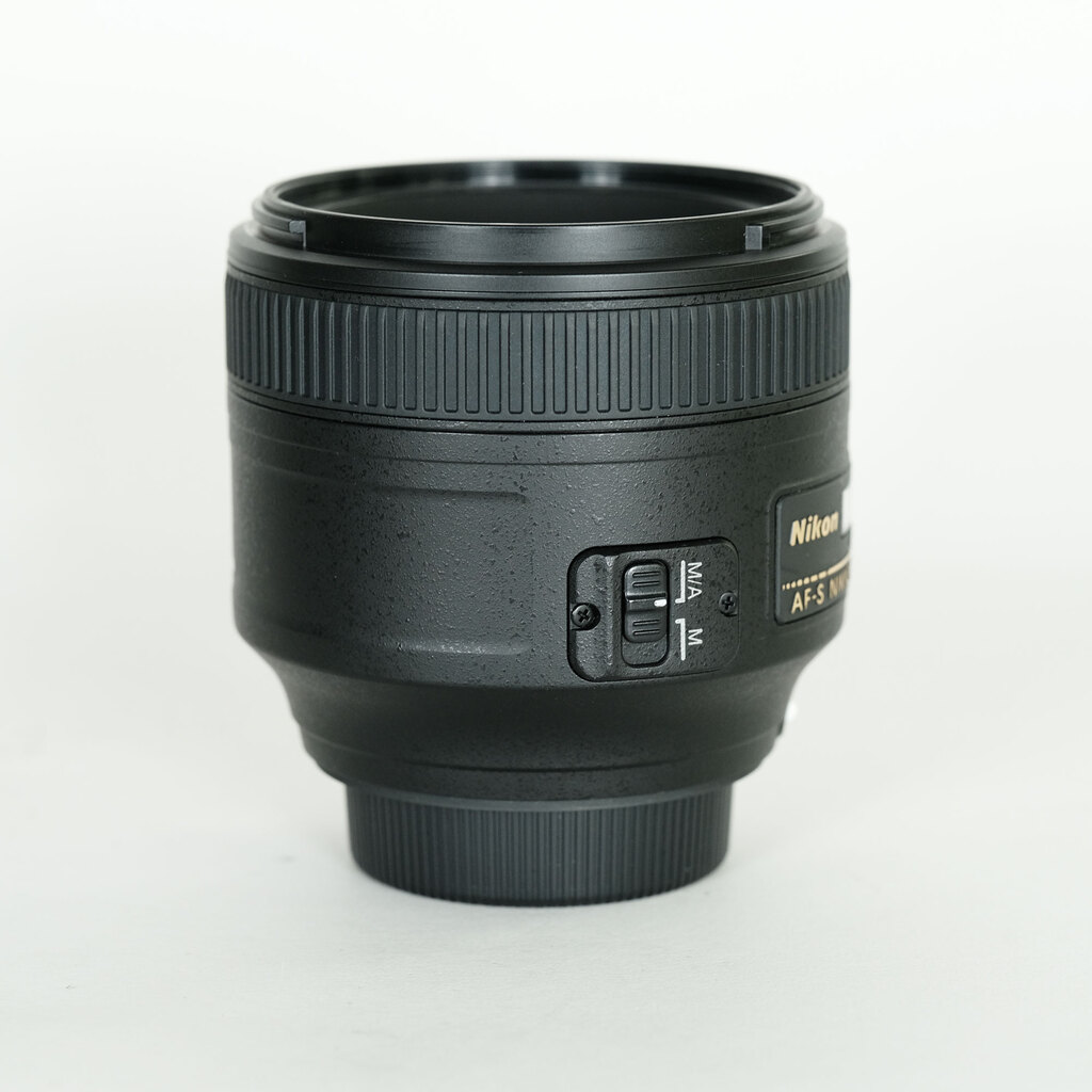 Nikon AF-S NIKKOR 85mm f/1.8G