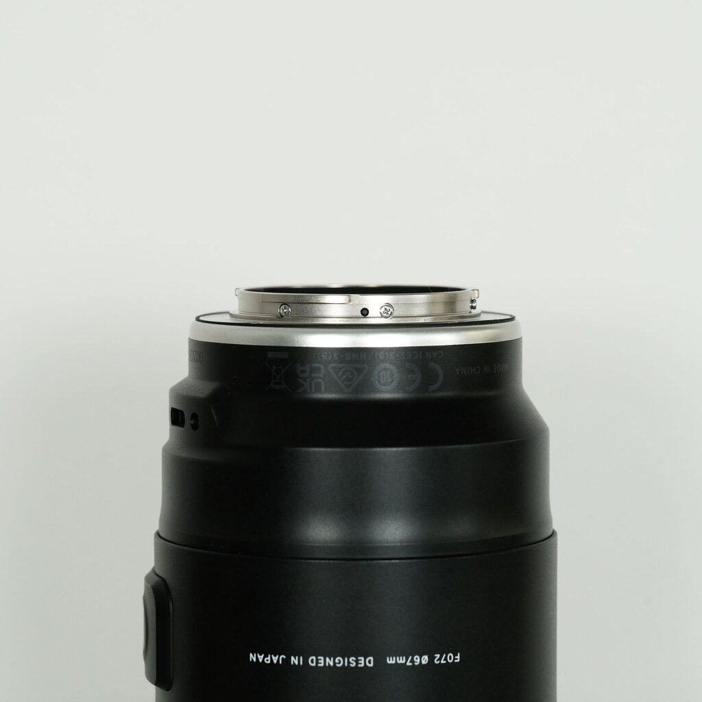 TAMRON 90mm F/2.8 Di III MACRO VXD [ソニーE用]