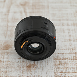 YONGNUO YN50mm F1.8 [キヤノンEF用]