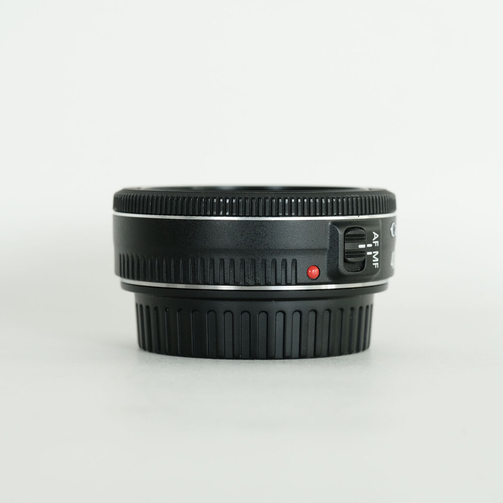 Canon EF40mm F2.8 STM Canon EF40mm F2.8 STM