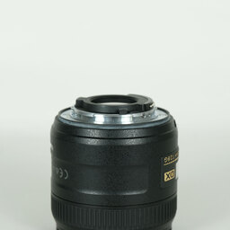 Nikon AF-S DX Micro NIKKOR 40mm f/2.8G Nikon AF-S DX Micro NIKKOR 40mm f/2.8G