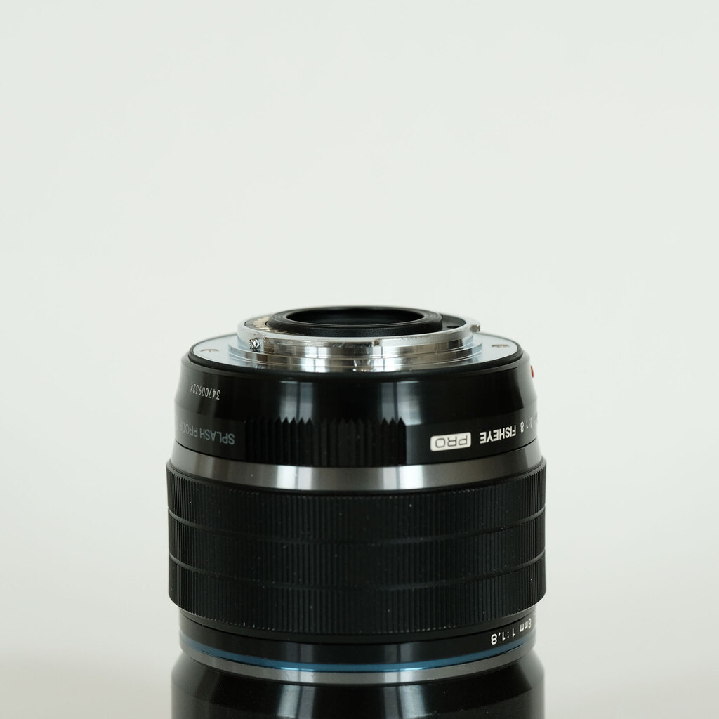 OLYMPUS M.ZUIKO DIGITAL ED 8mm F1.8 Fisheye PRO OLYMPUS M.ZUIKO DIGITAL ED 8mm F1.8 Fisheye PRO