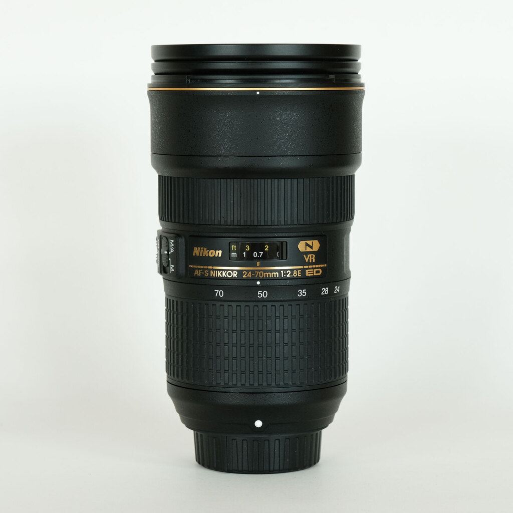 Nikon AF-S NIKKOR 24-70mm f/2.8E ED VR Nikon AF-S NIKKOR 24-70mm f/2.8E ED VR