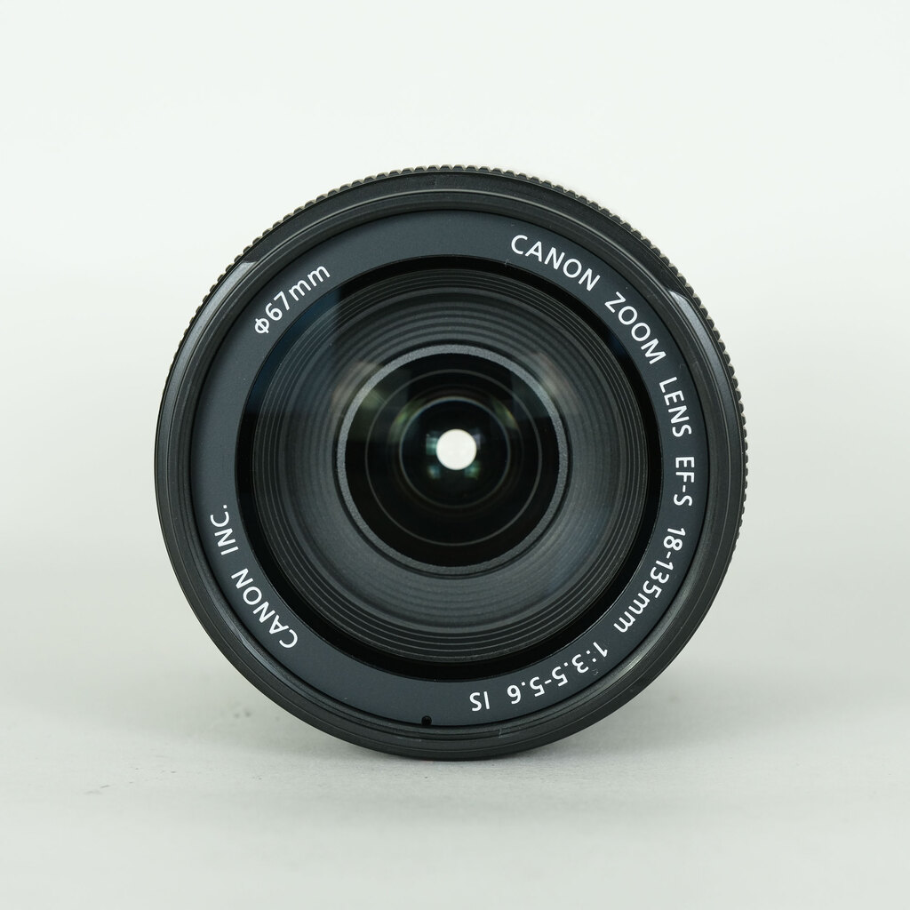 Canon EF-S18-135mm F3.5-5.6 IS