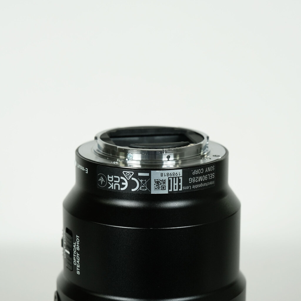 SONY FE 90mm F2.8 Macro G OSS SEL90M28G