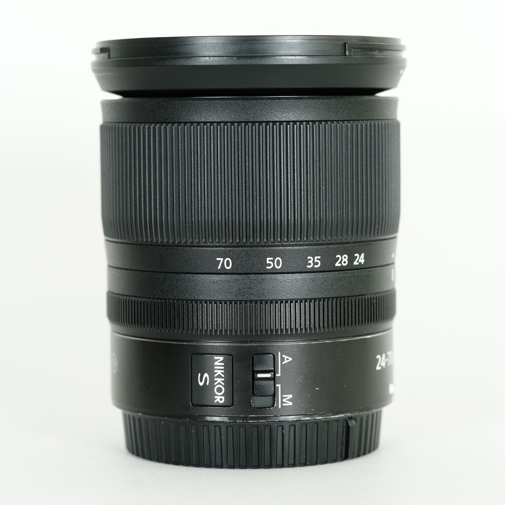 Nikon NIKKOR Z 24-70mm f/4 S Nikon NIKKOR Z 24-70mm f/4 S