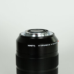 Panasonic LEICA DG VARIO-ELMARIT 12-60mm / F2.8-4.0 ASPH. / POWER O.I.S. Panasonic LEICA DG VARIO-ELMARIT 12-60mm / F2.8-4.0 ASPH. / POWER O.I.S.