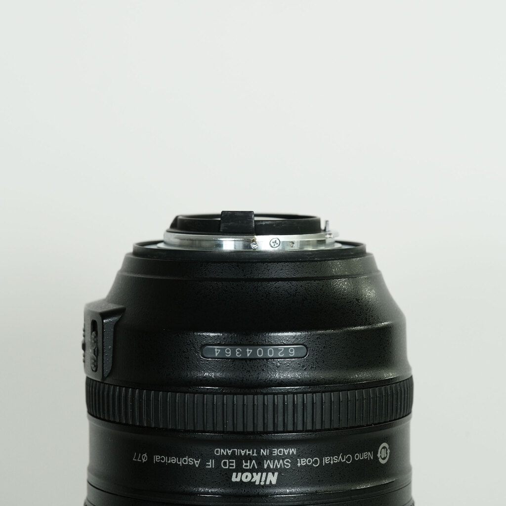 Nikon AF-S NIKKOR 24-120mm f/4G ED VR Nikon AF-S NIKKOR 24-120mm f/4G ED VR
