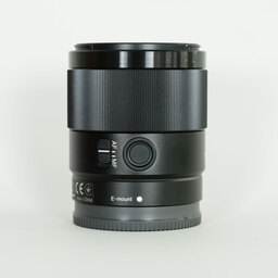 SONY FE 35mm F1.8 SEL35F18F SONY FE 35mm F1.8 SEL35F18F
