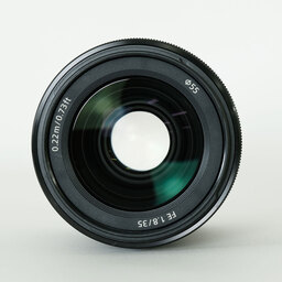 SONY FE 35mm F1.8 SEL35F18F SONY FE 35mm F1.8 SEL35F18F
