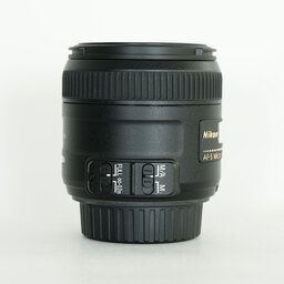 Nikon AF-S DX Micro NIKKOR 40mm f/2.8G Nikon AF-S DX Micro NIKKOR 40mm f/2.8G