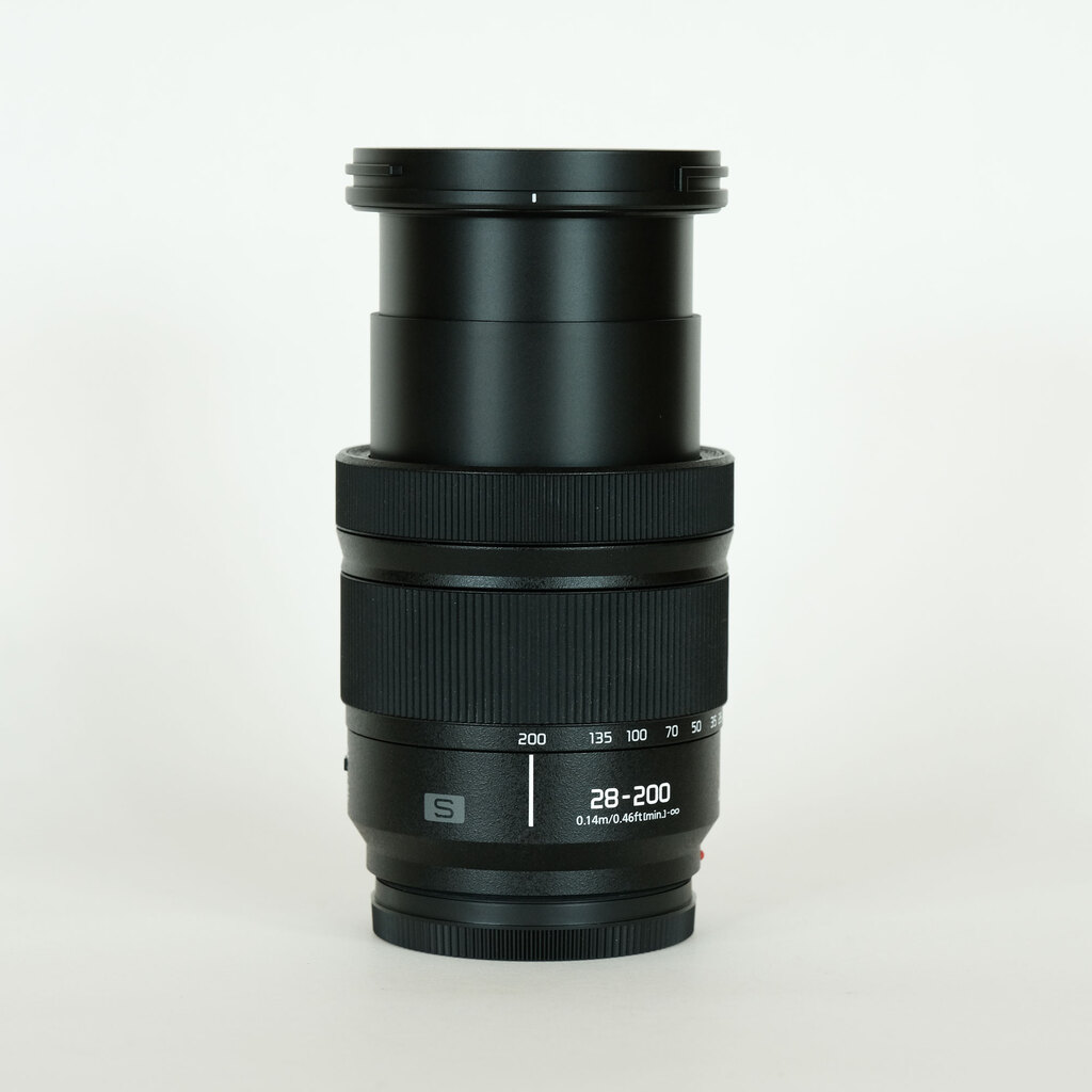 LUMIX S 28-200mm F4-7.1 ⚠️前玉キズあり 新品)Panasonic (パナソニック) LUMIX S 28-200mm F4-7.1 MACRO