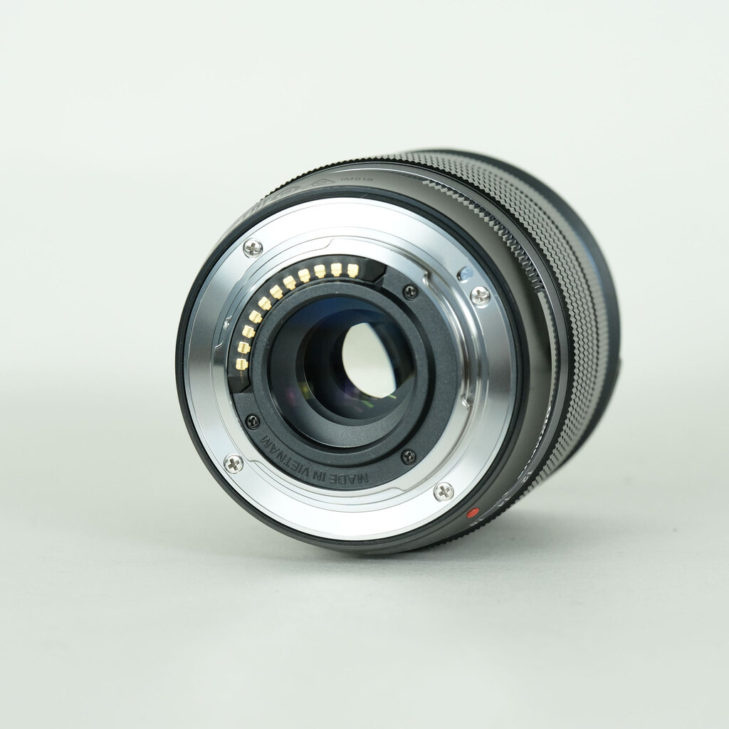 OLYMPUS M.ZUIKO DIGITAL ED 12‑45mm F4.0 PRO OLYMPUS M.ZUIKO DIGITAL ED 12‑45mm F4.0 PRO