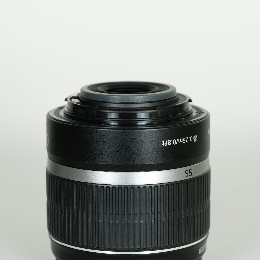 Canon EF-S18-55mm F3.5-5.6 IS Canon EF-S18-55mm F3.5-5.6 IS