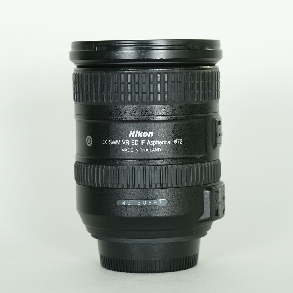 Nikon AF-S DX NIKKOR 18-200mm F3.5-5.6G ED VR II Nikon AF-S DX NIKKOR 18-200mm F3.5-5.6G ED VR II