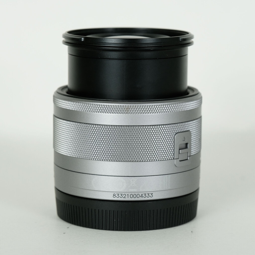 Canon EF-M15-45mm F3.5-6.3 IS STM Canon EF-M15-45mm F3.5-6.3 IS STM