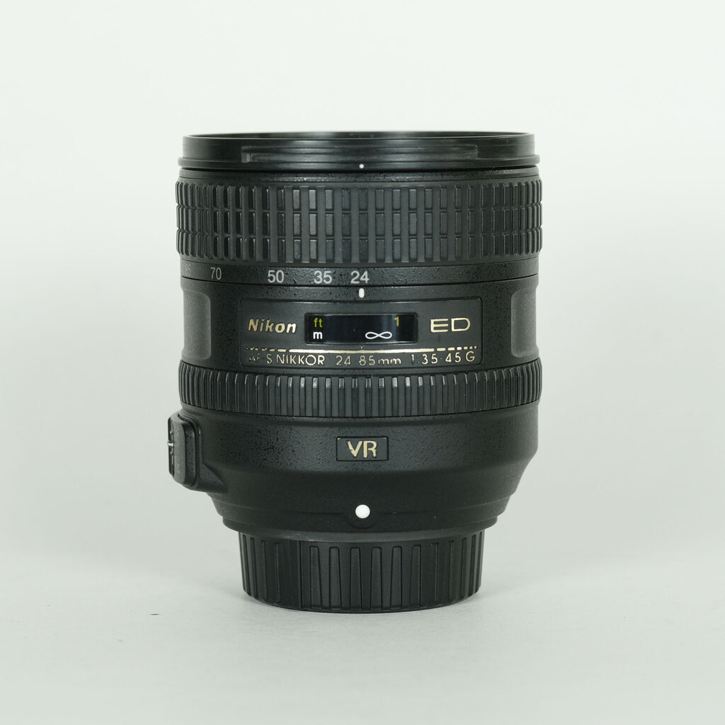 Nikon AF-S NIKKOR 24-85mm F3.5-4.5G ED VR Nikon AF-S NIKKOR 24-85mm F3.5-4.5G ED VR