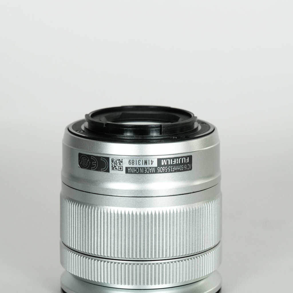 FUJIFILM フジノン XC16-50mm F3.5-5.6 OIS シルバー FUJIFILM フジノン XC16-50mm F3.5-5.6 OIS シルバー
