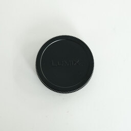 Panasonic LUMIX S PRO 70-200mm F4 O.I.S. Panasonic LUMIX S PRO 70-200mm F4 O.I.S.