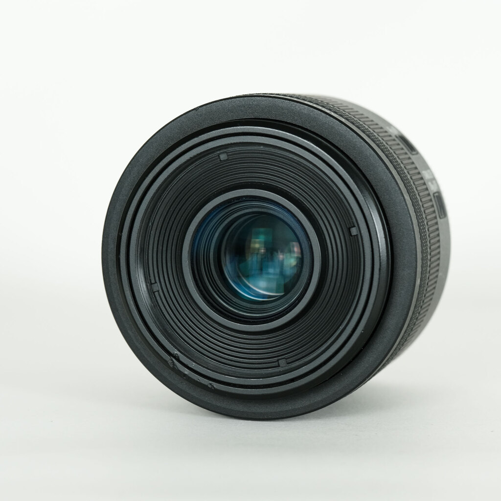 Canon RF35mm F1.8 MACRO IS STM Canon RF35mm F1.8 MACRO IS STM