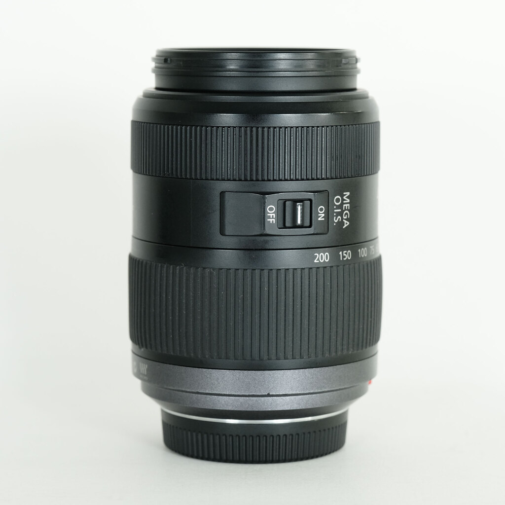 Panasonic LUMIX G VARIO 45-200mm F4.0-F5.6 MEGA O.I.S. H-FS045200 Panasonic LUMIX G VARIO 45-200mm F4.0-F5.6 MEGA O.I.S. H-FS045200