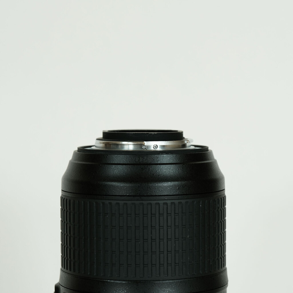 Nikon AF-S NIKKOR 24-70mm f/2.8E ED VR Nikon AF-S NIKKOR 24-70mm f/2.8E ED VR
