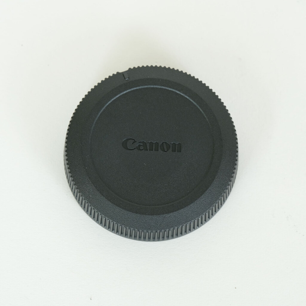 Canon RF35mm F1.8 MACRO IS STM