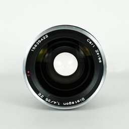 コシナ ツァイス Distagon T*1.4/35mm ZE ブラック