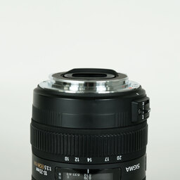 SIGMA 10-20mm F3.5 EX DC HSM (キヤノンEF用) SIGMA 10-20mm F3.5 EX DC HSM (キヤノンEF用)