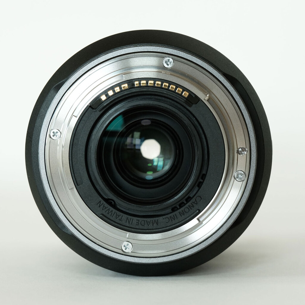 Canon RF24-240mm F4-6.3 IS USM Canon RF24-240mm F4-6.3 IS USM
