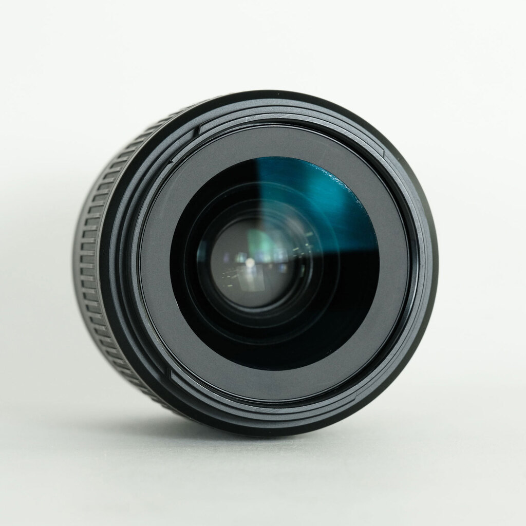 Nikon AF-S NIKKOR 35mm f/1.8G ED Nikon AF-S NIKKOR 35mm f/1.8G ED