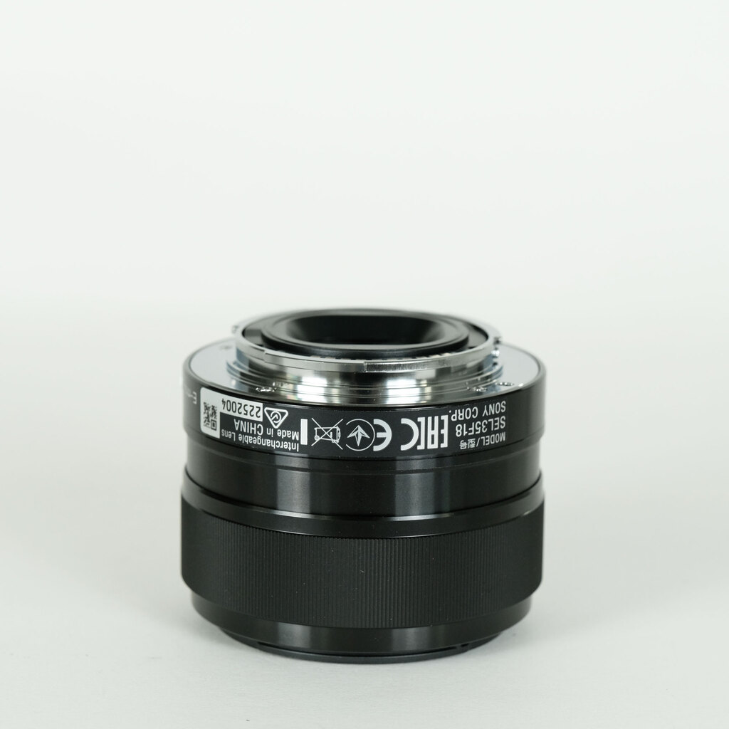 SONY E 35mm F1.8 OSS SEL35F18 SONY E 35mm F1.8 OSS SEL35F18