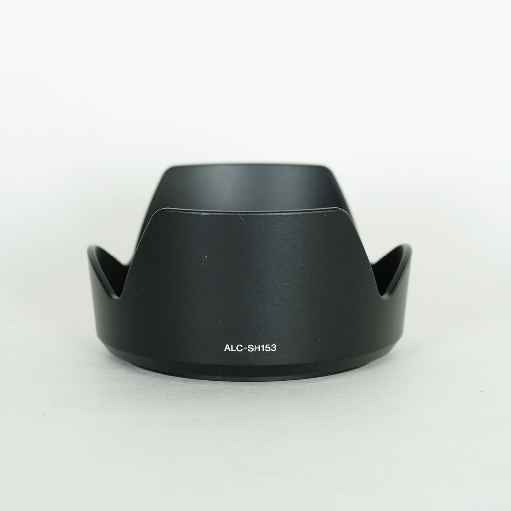 SONY E 18-135mm F3.5-5.6 OSS SEL18135