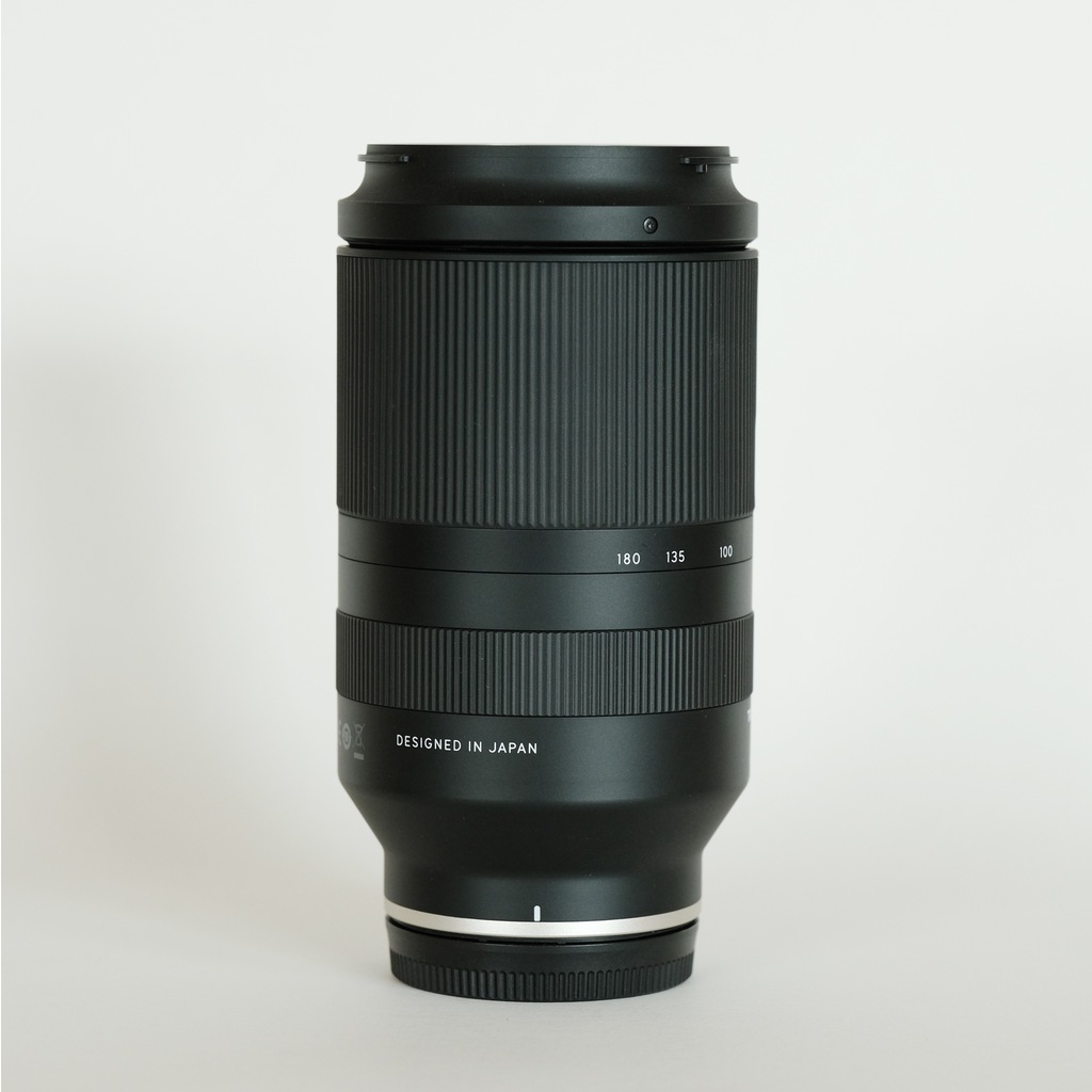 TAMRON 70-180mm F/2.8 Di III VXD (Model A056) [ ソニーE用 ]