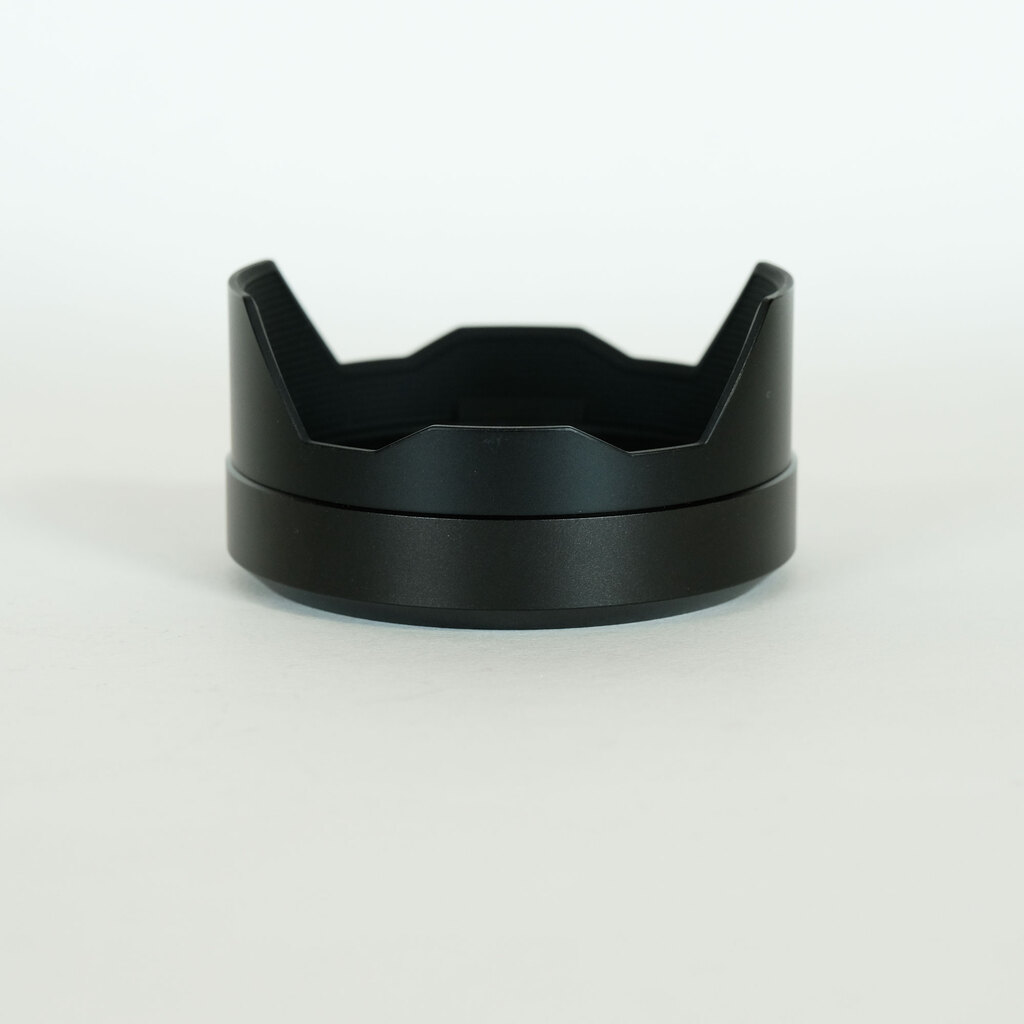 Panasonic LEICA DG VARIO-ELMARIT 12-60mm / F2.8-4.0 ASPH. / POWER O.I.S.