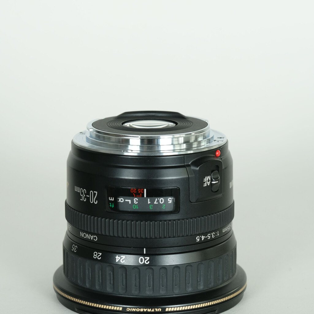 Canon EF20-35mm F3.5-4.5 USM