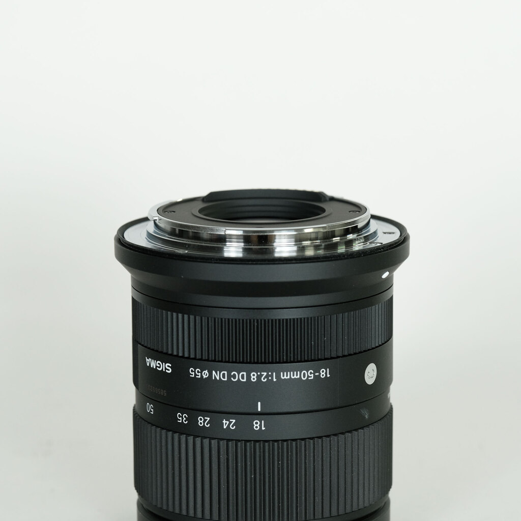 SIGMA 18-50mm F2.8 DC DN｜Contemporary [キヤノンRF用]