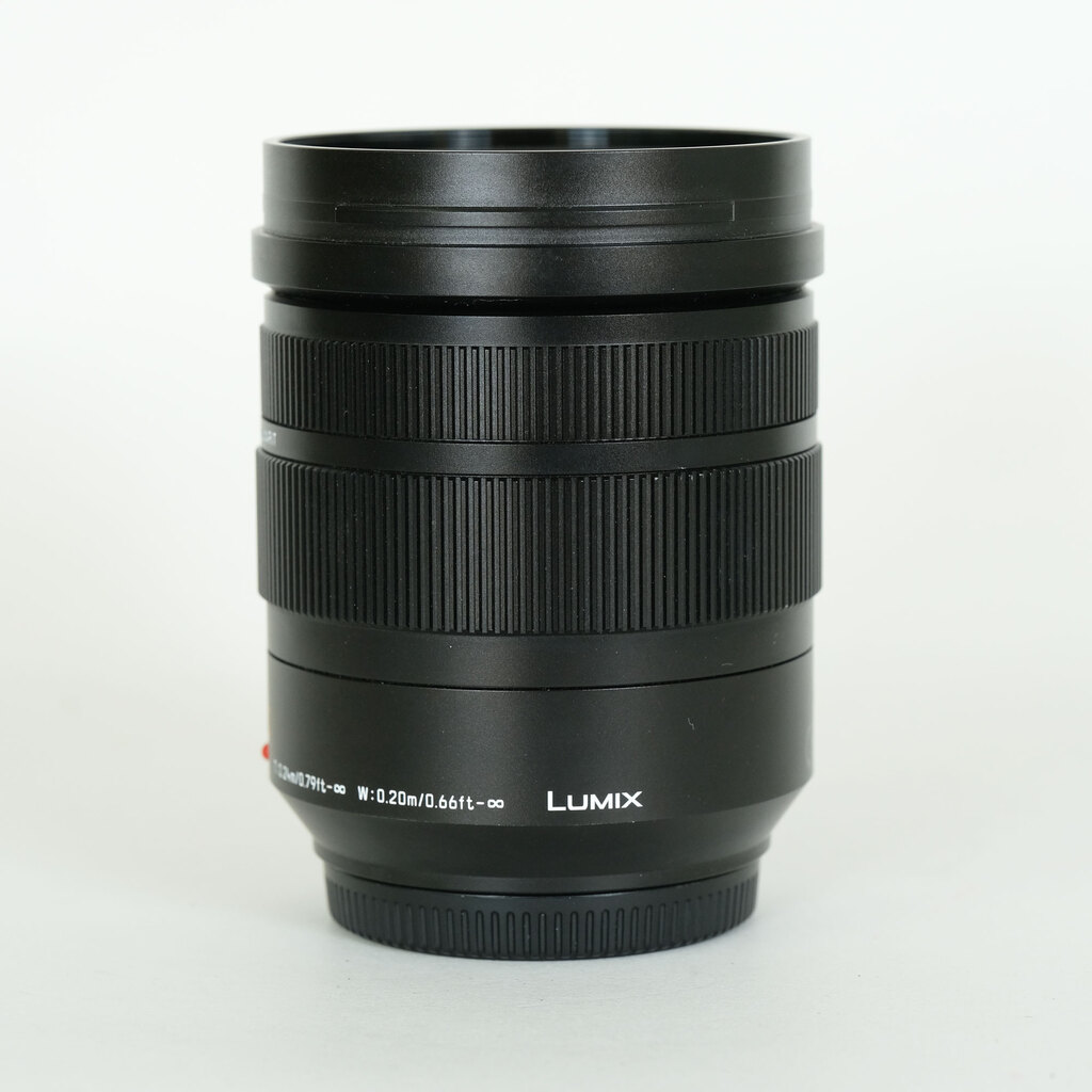 Panasonic LEICA DG VARIO-ELMARIT 12-60mm / F2.8-4.0 ASPH. / POWER O.I.S. Panasonic LEICA DG VARIO-ELMARIT 12-60mm / F2.8-4.0 ASPH. / POWER O.I.S.