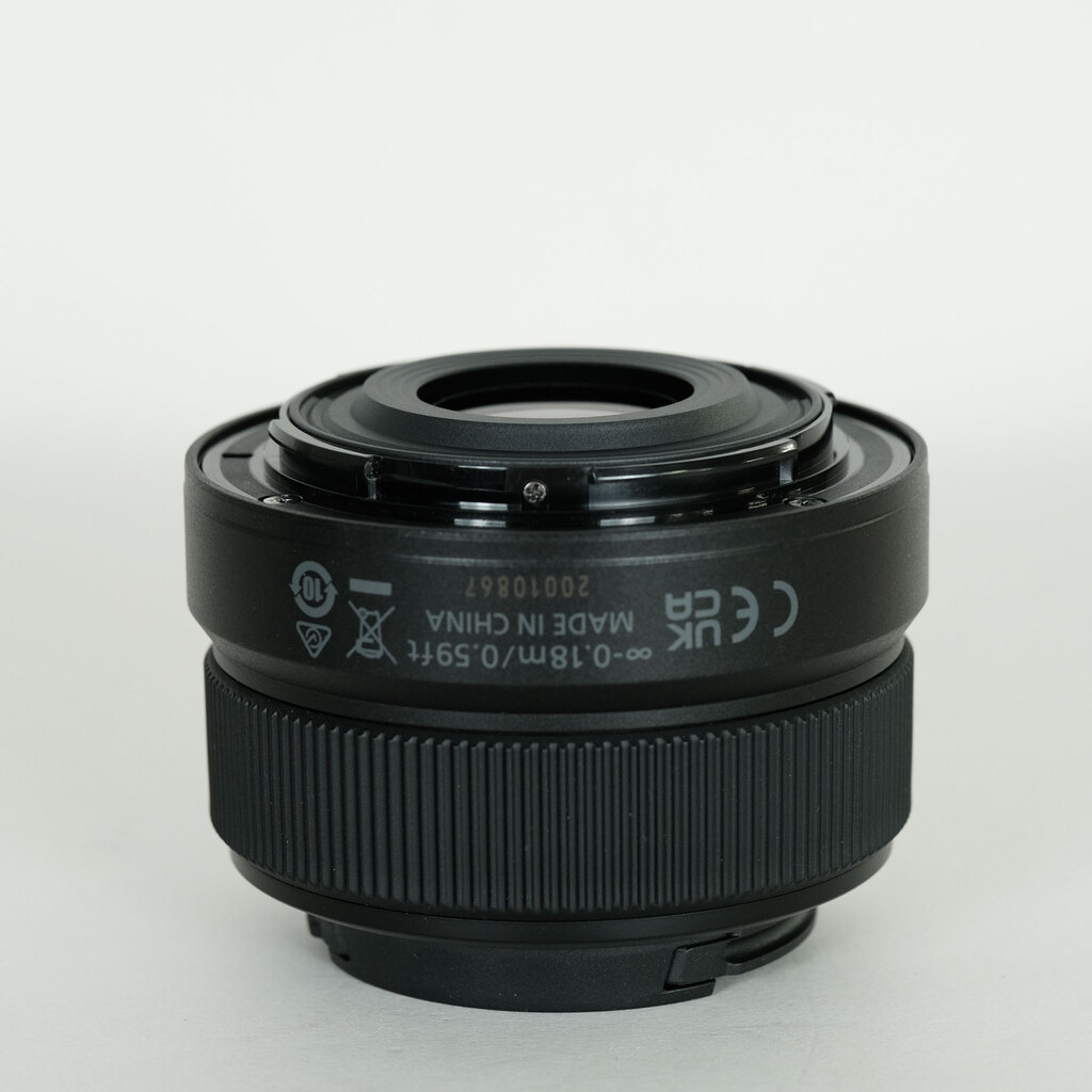 Nikon NIKKOR Z DX 24mm f/1.7 Nikon NIKKOR Z DX 24mm f/1.7