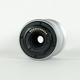 OLYMPUS M.ZUIKO DIGITAL ED 40-150mm F4.0-5.6 R OLYMPUS M.ZUIKO DIGITAL ED 40-150mm F4.0-5.6 R