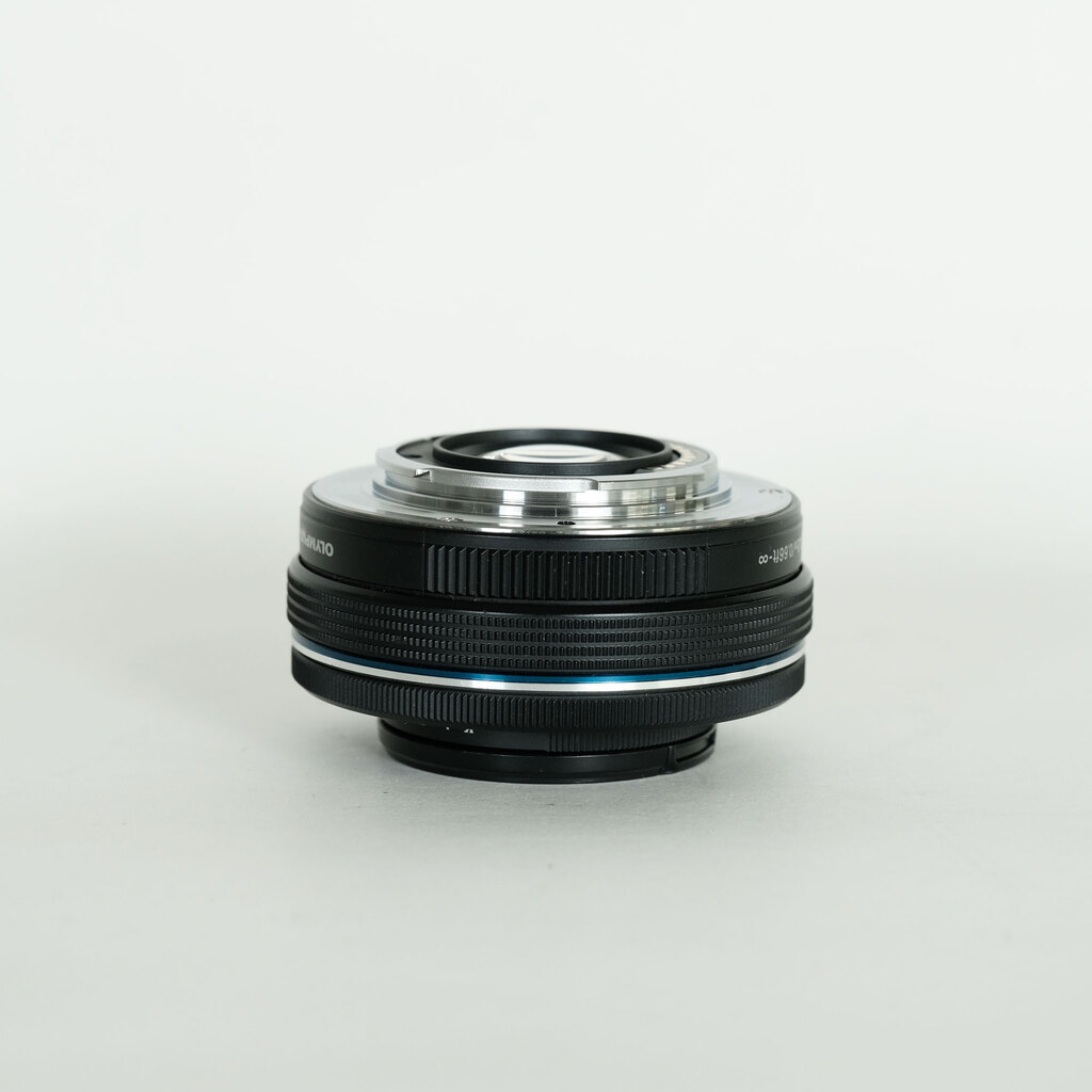 【お値下げ】OLYMPUS ED14-42mm F3.5-5.6EZブラック OLYMPUS M.ZUIKO DIGITAL ED 14-42mm F3.5-5.6 EZ ブラックの
