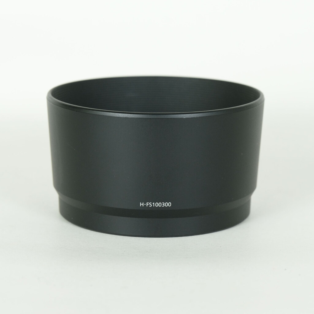 Panasonic LUMIX G VARIO 100-300mm / F4.0-5.6 / POWER O.I.S.