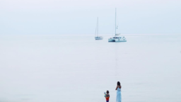 変化してゆく人や景色やモノを。 掛け替えのない日常の瞬間を記録に残していく