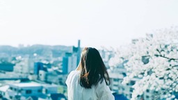 どこか懐かしいと感じた瞬間を。 感性のままに自分らしい表現を追い求めていく