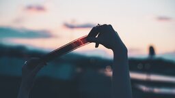 「誰かが喜んでくれる写真」を目指して。 形としても記憶としても残ってもらえるように 「誰かが喜んでくれる写真」を目指して。 形としても記憶としても残ってもらえるように