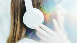 エピソードが生まれるような写真を。 写真を通じて自分の世界観を追求していく エピソードが生まれるような写真を。 写真を通じて自分の世界観を追求していく